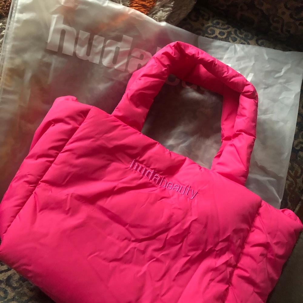 HUDA BEAUTY Neon Pink Tote